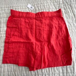 NWT Banana Republic Pull on Easy Short. Size. M